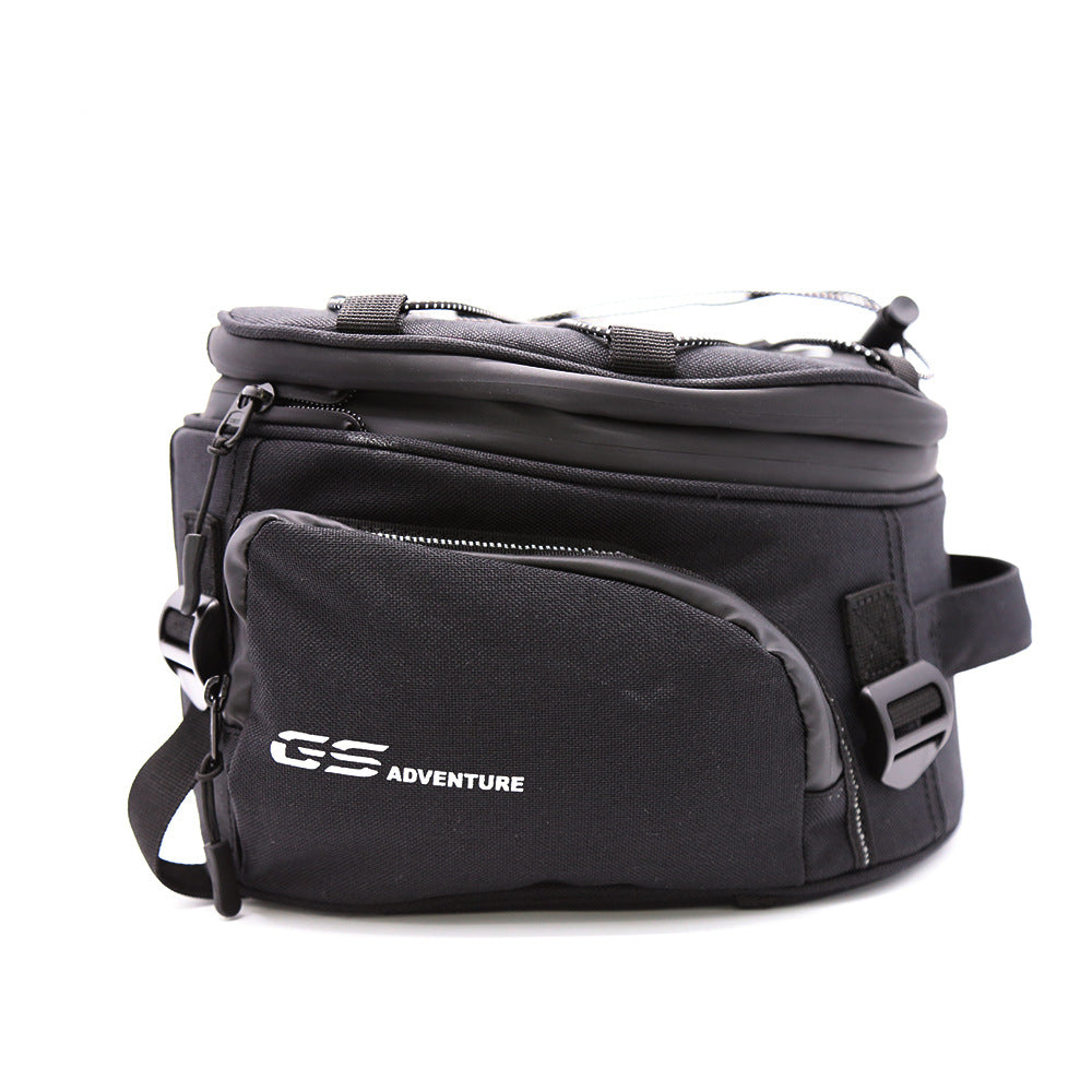 MC Bagtaske til Bagsæde