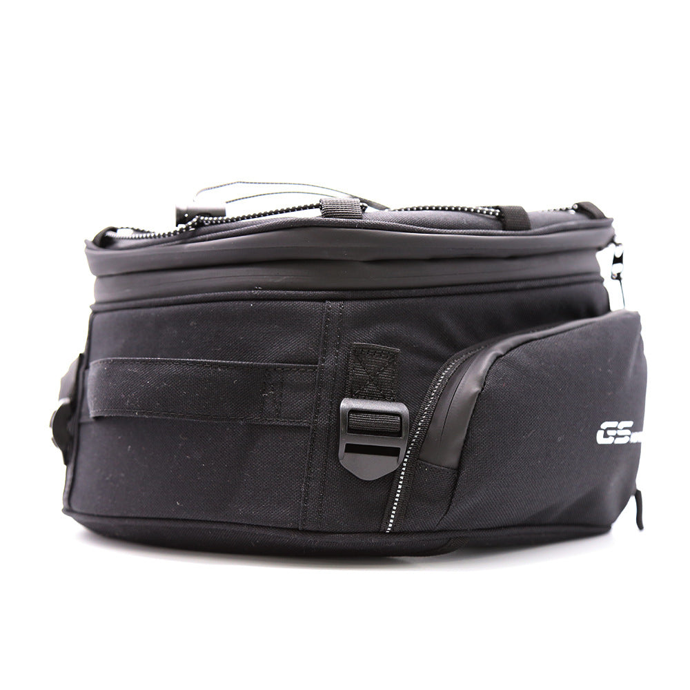 MC Bagtaske til Bagsæde