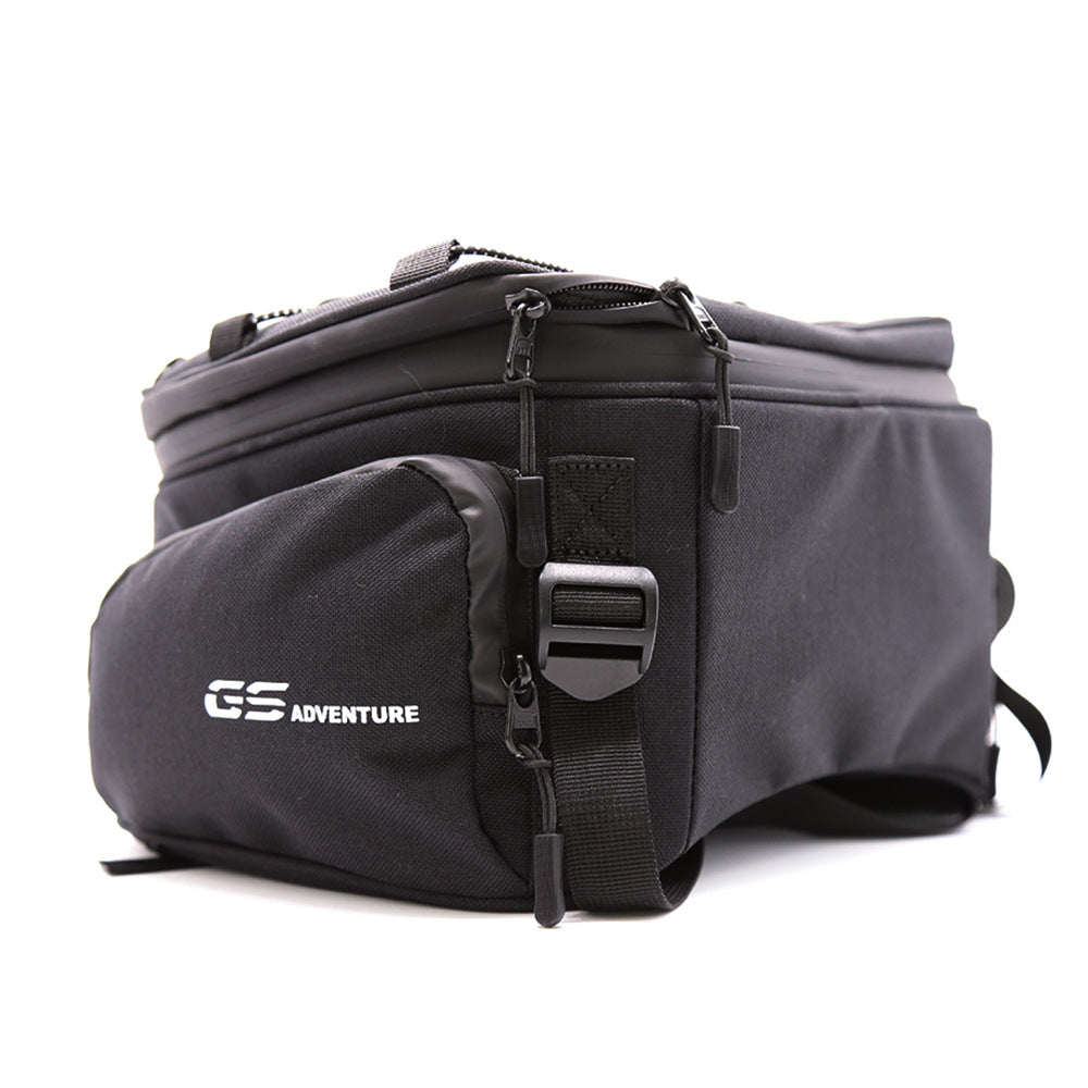 MC Bagtaske til Bagsæde