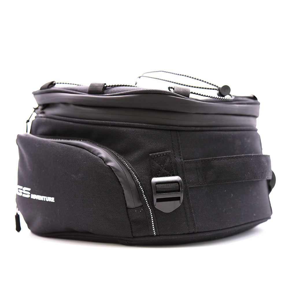 MC Bagtaske til Bagsæde